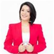 Profesional de las Comunicaciones y Publicidad con máster en Marketing Digital, apasionada por la transmisión de conocimientos.