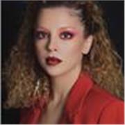 Profesora de arte, maquillaje profesional, caracterización y fantasía