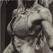 Personal trainer certificata- Laurea in Scienze delle attività motorie e sportive- Atleta natural BB