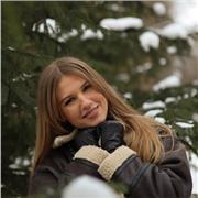 Engaging online GCSE English lessons for foreign students and adults who want to build confidence and succeed.