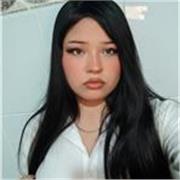 Profesora de Español imparte clases a niños de primaria