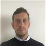 Professionista del diritto impartisce lezioni, in generale, di diritto e, nello specifico, diritto civile e procedura civile