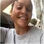 Diplomada en trabajo social con inglés aprendido de vivir en Londres durante 4 años 