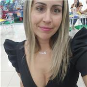 Estou na área da educação a mais de 10 anos, tenho prazer em ensinar, sou empática e procuro métodos atualizados