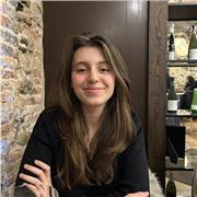 Profesora de pintura para niños de hasta 15 años