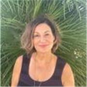 Offro lezioni individuali ad adulti e ragazzi per migliorare il rendimento scolastico o per interesse personale. 
