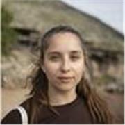 Studentessa che ha studiato in Irlanda certificata C1