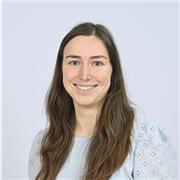 I have a decade of experience: from one-to-one lessons to group classes, from beginners to advanced learners.