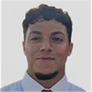 Estudiante que busca enseñar de la manera más sencilla