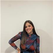 Mi nombre es María José, estudiante de ingeniería, me apasiona la enseñanza por lo que imparto clases de matemáticas y FyQ.