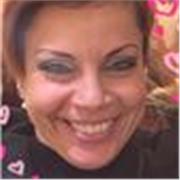 I’m a friendly and encouraging tutor who believes that learning a language should be enjoyable and stress‑free. 