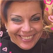 I’m a friendly and encouraging tutor who believes that learning a language should be enjoyable and stress‑free.