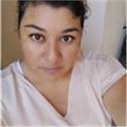 Maestra de inglés , regularización primaria, lecto-escritura ,tejido y repostería para adultos como terapia ocupacional