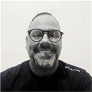 Instrutor de formação profissional de cuidadores de pessoas