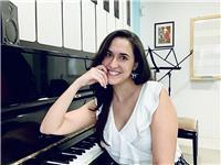 Cantante de ópera ofrece servicios como profesora de canto online