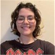 Estudiante de Lengua Española y Literatura Hispánica, amante de la lengua y la enseñanza. Flexible en cuanto a niveles y edades.