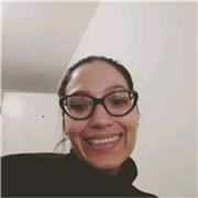 Egresada de la escuela de danza Incollballet. Me he especializado en el estudio y práctica del yo
