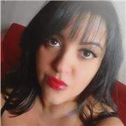 Laureata in mediazione linguistica specializzata in casi Dsa, impartisce lezioni on line o in presenza