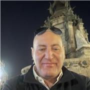 Professore di chimica presso liceo artistico  e matematica alle scuole medie