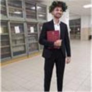 Dottore in matematica offre lezioni private a studenti