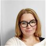 Sei alla ricerca di un'insegnante competente e simpatica?