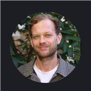 I am an accredited CBT therapist, who has extensive experience of working in elite universities and the corporate sector.