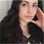 Sono un'appassionata di inglese e sono davvero motivata a poter migliorare le competenze di chi richiede il mio aiuto