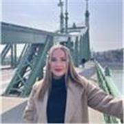 Preofesora de español para Húngaros, de cualquier edad. HUNGARA Nativa, criada en España