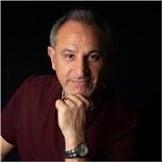 Profesor de fotografía y creación audiovisual especializado en composición, color, imagen, edición  y narrativa visual. 