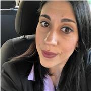 Profesora titulada en Química imparte clases de física y química de ESO y Bachillerato, y Matemáticas de ESO