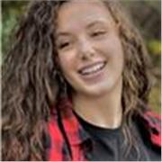 Sono una studentessa di 20 anni, ho il B2 certificato in lingua spagnola e sto conseguendo il livello C1