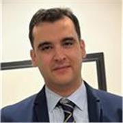 Profesor de inglés, de economía y de historia para estudiantes desde primaria a bachillerato