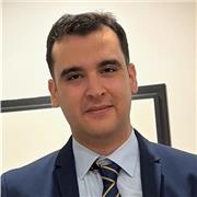 Profesor de inglés, de economía y de historia para estudiantes desde primaria a bachillerato