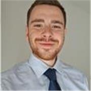 Insegnante madrelingua offre lezioni di conversazione in spagnolo volte a rafforzare l'interazione verbale