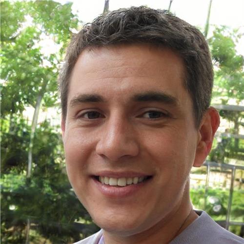 Steven Privatlehrer*in für Portugiesisch (Berlin)