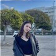 Profesora de matemáticas, física y química para todos los niveles.