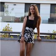 Profesora de Lengua y Literatura que imparte clases a todas las edades