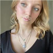 Je suis scolarisé au lycée général en classe de première. Je peux donc aider aux devoirs ainsi qu'à la préparation des évaluations