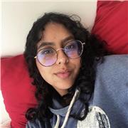 Profesor de apoyo escolar especializado en clases de forma virtual