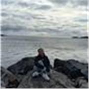 Alumna de primero de carrera de Estudios Teatrales. Hice el bachillerato de artes escénicas y saqué un 10 en la PAU de lengua