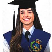 Graduada en Química, imparto clases de química