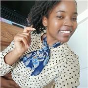 Étudiante en médecine, passionnée de chimie et de SVT depuis le lycée.