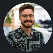 Especialista en diseño y producción de contenidos digitales, abarcando video, audio, programación, etc. Con 8 años de experiencia.