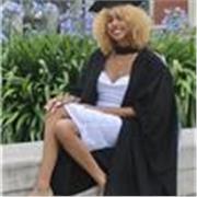 Enthusiastic English tutor who will aid you in your academic journey!