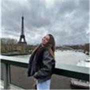 Profesora con título C1 de inglés y 3 años de inglés como profesora