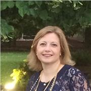 Docente di ruolo impartisce lezioni di scienze e biologia