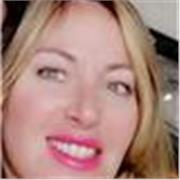 Sono un insegnante che riesce a far divertire mentre impari ...senza giudicare ma semplicemente per il gusto di sapere tante cose.