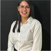 Profesora de Estudios Sociales y Educación Civica para todas las edades