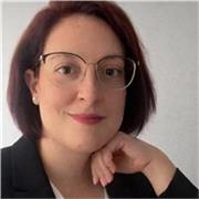 Profesora de inglés, especializada en enseñanza en adultos que tienen poco tiempo o que nunca les han enseñando a aprender inglés