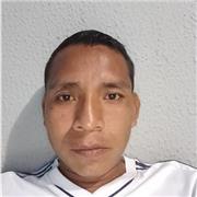 profesor de primaria con toda la energía para enseñar